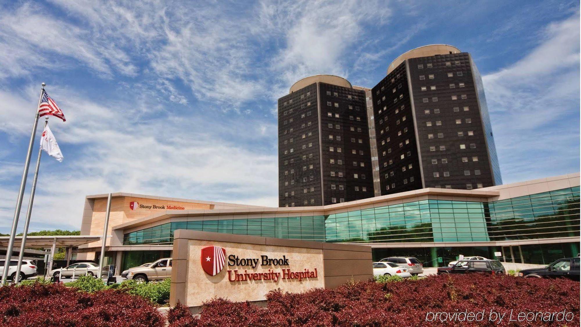 Holiday Inn Express Stony Brook-Long Island By Ihg Centereach Exterior photo